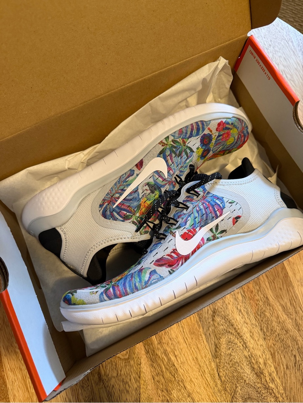 Nike Women’s Free RN 2018 GPX RS - Floral Print - Picture 2 of 6